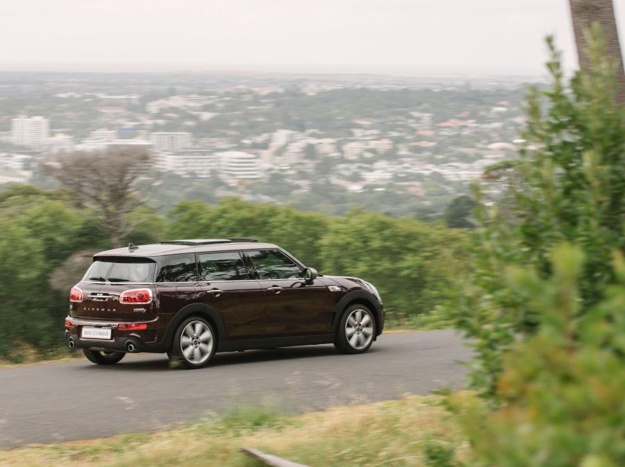  Mini Cooper S Clubman 2016 года  (ZA) (фото 21 из 30)